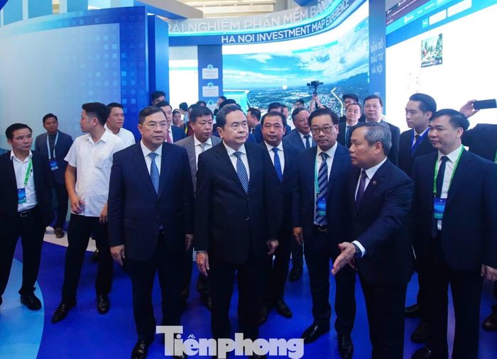 Chủ tịch Quốc hội Trần Thanh Mẫn dự Hội nghị công bố quy hoạch tổng thể Thủ đô Hà Nội tầm nhìn 100 năm và xúc tiến đầu tư năm 2026. Ảnh: Duy Phạm
