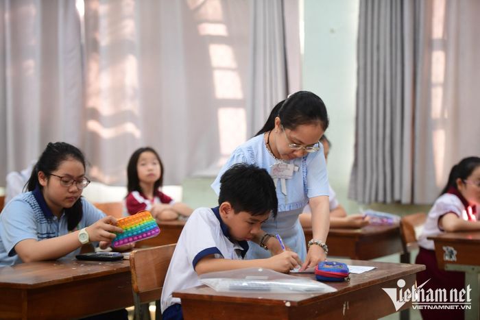 Một đợt thi vào lớp 6 tại TPHCM. Ảnh: Nguyễn Huế