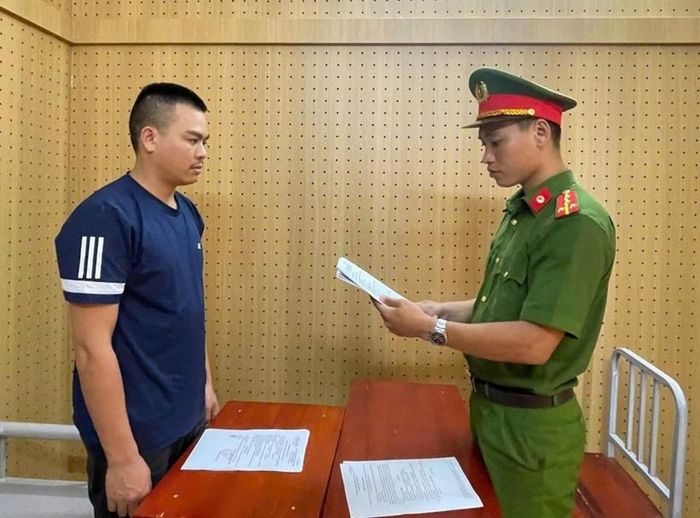 Khởi tố đối tượng Bùi Công Dũng.