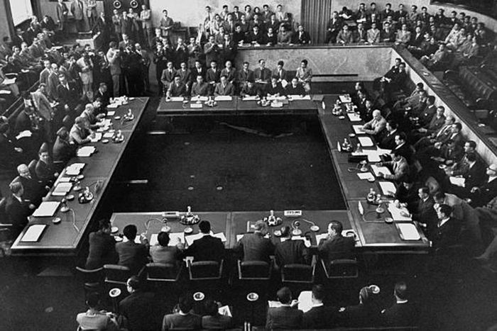 Hội nghị Giơ-ne-vơ (Thụy Sĩ) năm 1954 bàn về lập lại hòa bình ở Đông Dương (ảnh tư liệu)