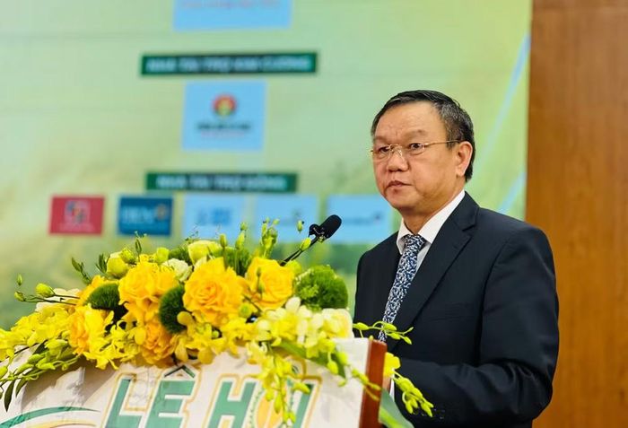 Phó Chủ tịch Ủy ban nhân dân tỉnh Đắk Lắk, Trưởng Ban tổ chức Lễ hội, ông Đào Mỹ thông tin tại họp báo. (Ảnh: Mai Mai/Vietnam+)