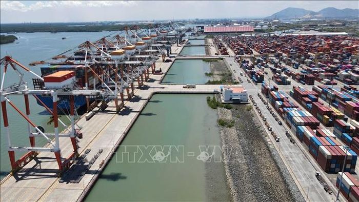 Cảng CMIT đã hoàn thành nhiều tiêu chí "Cảng xanh". Ảnh: Đoàn Mạnh Dương/TTXVN