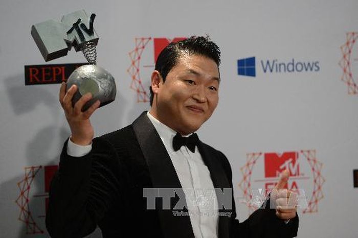 Video âm nhạc (MV) "Gangnam Style" của ca sĩ Psy đã vượt mốc 6 tỷ lượt xem trên YouTube. Ảnh tư liệu: AFP/TTXVN
