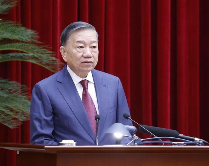 Tổng Bí thư, Chủ tịch nước Tô Lâm phát biểu khai mạc Hội nghị lần thứ ba Ban Chấp hành Trung ương Đảng khóa XIV. Ảnh: Thống Nhất – TTXVN