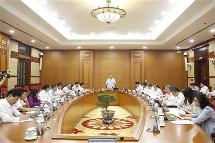 Sáng 21/5/2026, Tổng Bí thư, Chủ tịch nước Tô Lâm, Trưởng ban Chỉ đạo Trung ương về phát triển khoa học công nghệ, đổi mới sáng tạo và chuyển đổi số (Ban Chỉ đạo Trung ương) chủ trì buổi làm việc của Thường trực Ban Chỉ đạo Trung ương cho ý kiến về Đề án “Nghiên cứu ứng dụng và phát triển công nghệ lượng tử phục vụ phát triển kinh tế - xã hội, đảm bảo quốc phòng, an ninh". Ảnh: Thống Nhất/TTXVN