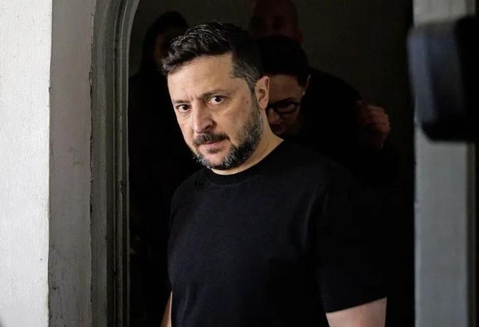 Tổng thống Volodymyr Zelensky thăm Tu viện Kyiv Pechersk Lavra, ngày 15/6/2026. Ảnh: Ukrinform
