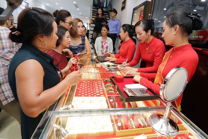 Cập nhật mới nhất giá vàng hôm nay 20/7. Ảnh: Trần Việt – TTXVN