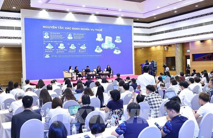 Quang cảnh Hội thảo với chủ đề “Những quy định quan trọng khi triển khai Chính sách thuế mới. Ảnh: Minh Đức – TTXVN