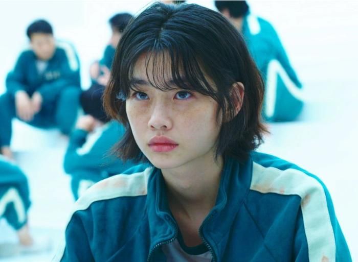 Jung Hoyeon nổi tiếng nhanh qua vai diễn trong Squid Game, hiện tượng toàn cầu năm 2021.