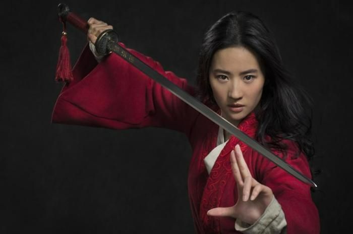 Tạo hình Hoa Mộc Lan, vai diễn điện ảnh gần nhất trước khi 'thần tiên tỷ tỷ' vắng bóng khỏi màn ảnh 6 năm. Ảnh: MXH