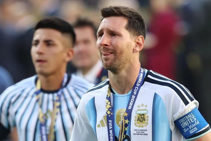 Những giọt nước mắt của Messi. Ảnh: AP Photo/Pamela Smith