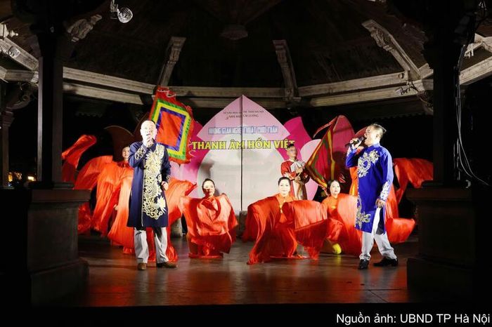 Một tiết mục cải lương do Nhà hát Cải lương Hà Nội trình diễn.