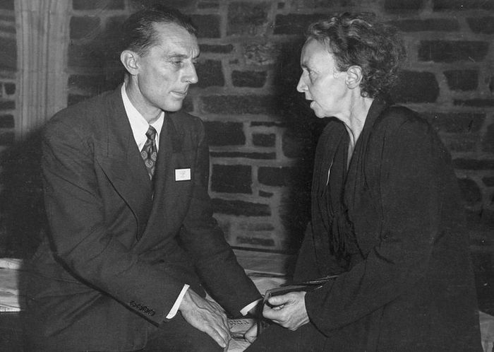 Vợ chồng nhà bác học Joliot Curie. Ảnh: wikipedia