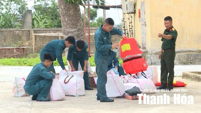 Xã Tiên Trang phối hợp giữa các lực lượng, rà soát, bổ sung phương tiện, vật tư phục vụ phòng, chống thiên tai.