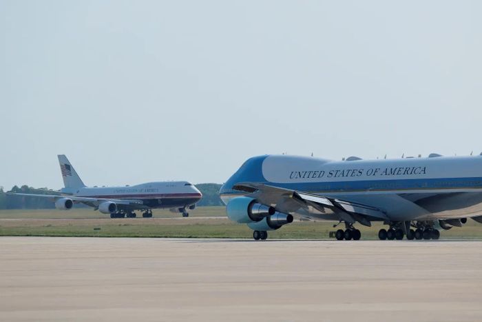 Tổng thống Mỹ Donald Trump không nêu cụ thể những nâng cấp nào, nhưng cho biết chuyên cơ Air Force One sẽ sớm được nâng cấp trước khi trở lại hoạt động. Ảnh: TRT.