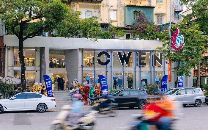 Bên trong một của hàng của Owen tại Hà Nội. Ảnh: Kowil Fashion.