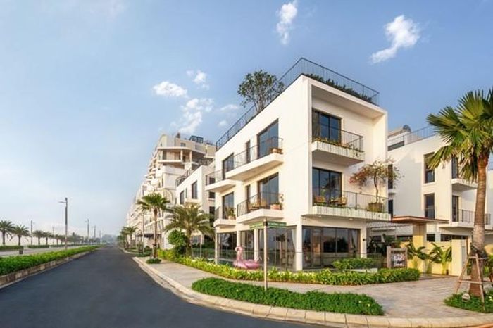 Mỗi dòng sản phẩm tại Vlasta - Sầm Sơn được phát triển theo một công năng riêng, từ an cư đến kinh doanh và lưu trú. Ảnh: Vlasta - Sầm Sơn.