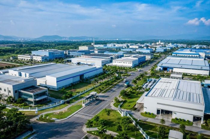 Giá thuê kho xây sẵn và xưởng xây sẵn lần lượt đạt 4,9 USD và 5,1 USD/m2/tháng, tăng 5,4% và 3% so với cùng kỳ năm trước. Ảnh: Hoàng Bách