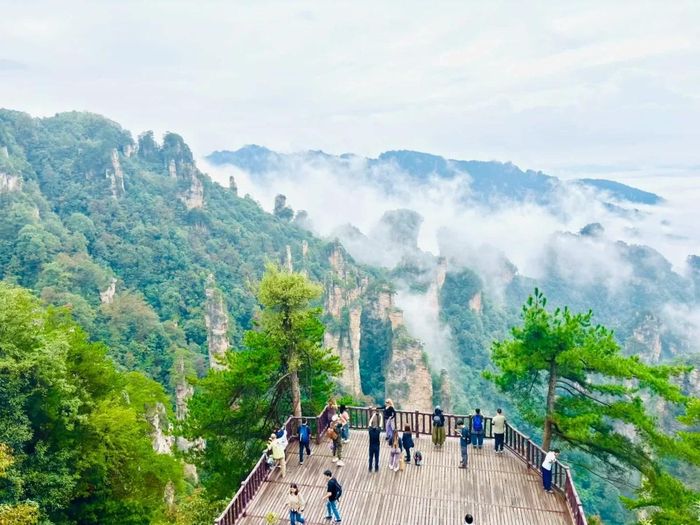 Du lịch tránh nóng tại Trung Quốc đang trở thành một trong những chủ đề "hot" trên các nền tảng mạng xã hội quốc tế. Ảnh: China Journey Guide