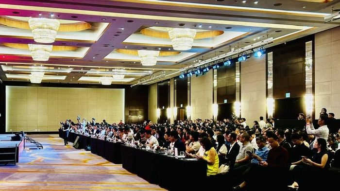 Có 61% người được hỏi tại Hà Nội và 73% tại TP.Hồ Chí Minh dự báo thị trường sẽ ấm dần lên hoặc sôi động hơn. Ảnh: Hoàng Bách