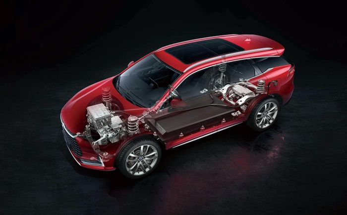 BYD Tang 7 SUV là một trong những dòng xe tiêu biểu trong cuộc đua công nghệ pin của Trung Quốc.