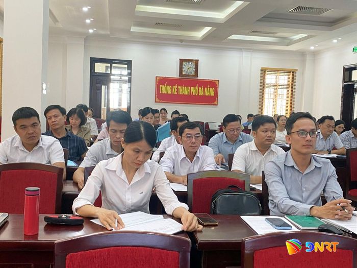 Buổi tập huấn thu hút đông đảo đại biểu và học viên tham gia. Ảnh: KHÁNH LINH