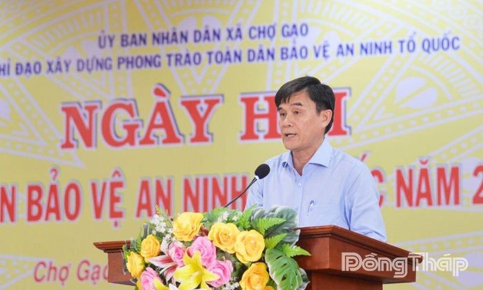 Đồng chí Nguyễn Văn Mười, Phó Bí thư Tỉnh ủy, Trưởng Ban Tổ chức Tỉnh ủy phát biểu tại Ngày hội.