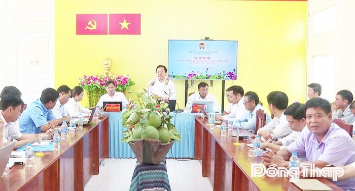 Quang cảnh hội nghị.