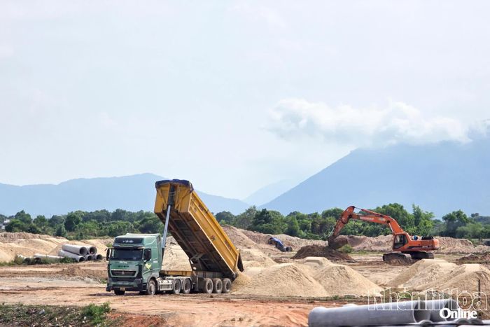 Gấp rút thi công Khu tái định cư Vạn Thắng.