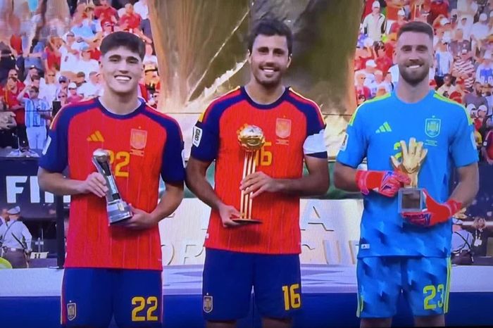 Rodri, Unai Simón, Pau Cubarsi của Tây Ban Nha nhận các giải thưởng cá nhân World Cup 2026.