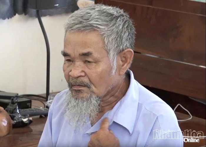 Đối tượng Lê Thành Phong tại cơ quan công an.