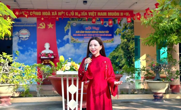 Tác giả Nguyễn Thị Hồng Nhung.