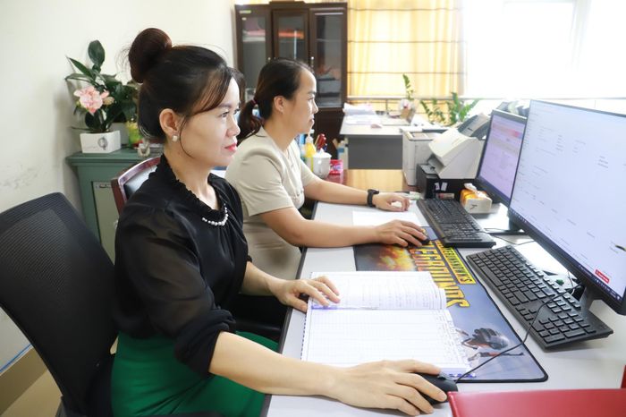 Cán bộ Đảng ủy Các cơ quan Đảng tỉnh đẩy mạnh chuyển đổi số trong công tác xây dựng Đảng.