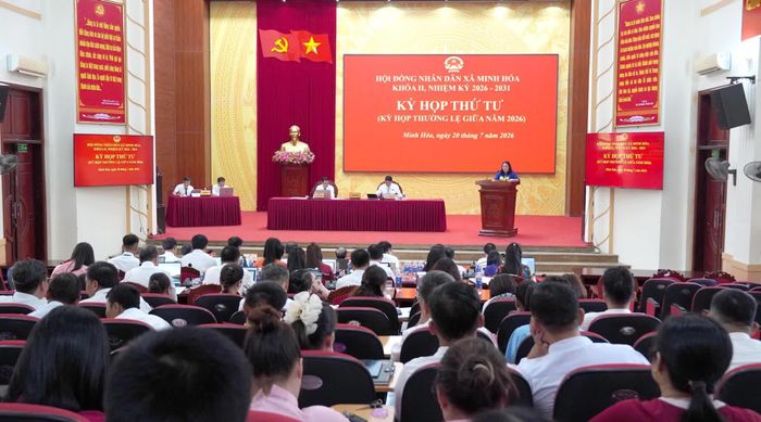 Quang cảnh kỳ họp - Ảnh: C.H