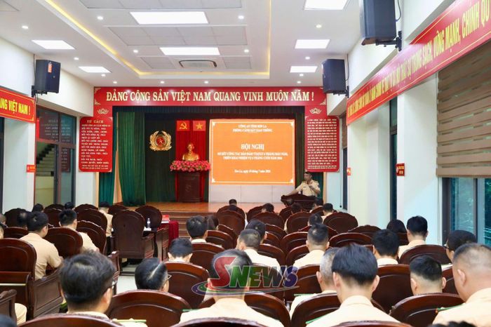 Phòng CSGT sơ kết 6 tháng đầu năm 2026.