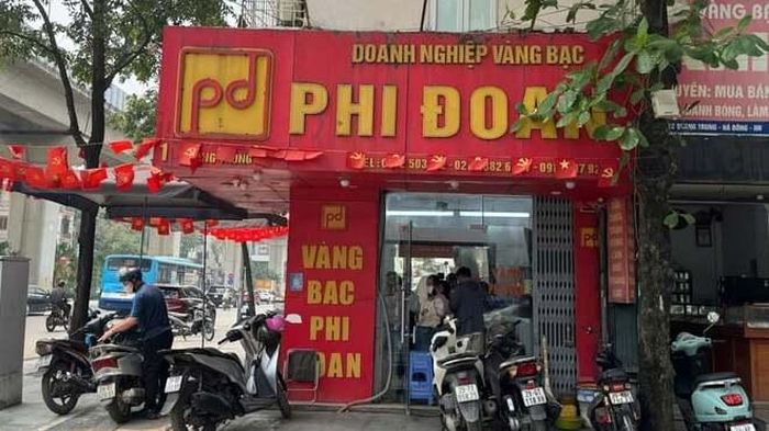 Bắt buộc áp dụng hóa đơn điện tử kết nối với cơ quan thuế và yêu cầu thanh toán không dùng tiền mặt cho các giao dịch từ 20 triệu đồng.