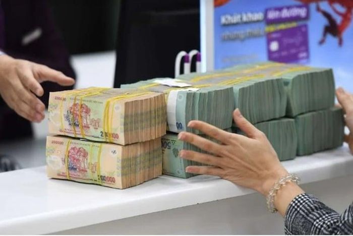 Ba ngân hàng lớn nhất sàn chứng khoán đồng loạt chốt quyền chia hơn 10.500 tỷ đồng cổ tức.