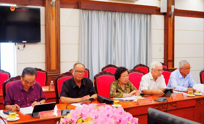 Các đại biểu tham dự hội thảo. Ảnh: Hoa Lê