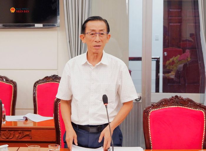 ĐBQH TP. Hồ Chí Minh Trần Hoàng Ngân phát biểu. Ảnh: Hoa Lê