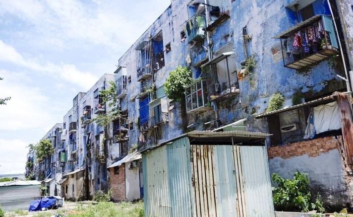 Chung cư Hòa Minh (phường Thanh Khê) xuống cấp nặng sau hơn 2 thập niên đưa vào sử dụng