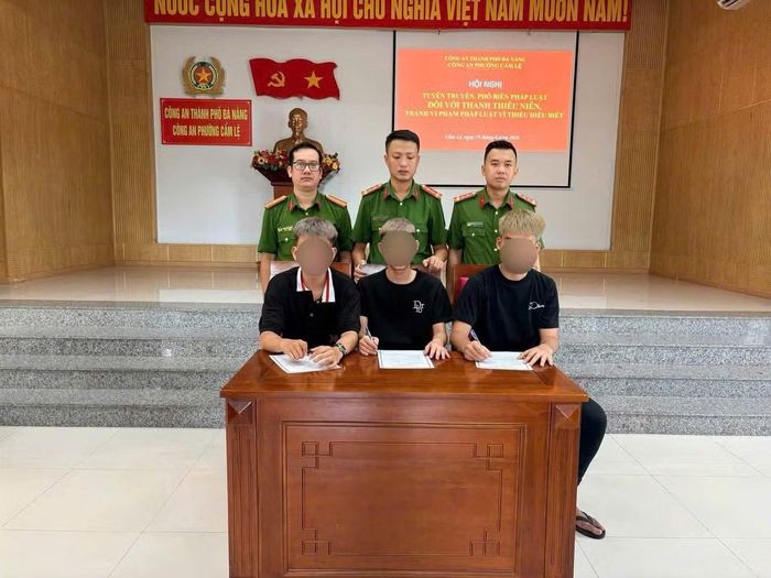 Không chỉ đấu tranh với tội phạm, Công an phường Cẩm Lệ còn kiên trì gieo những "hạt mầm" hướng thiện từ cơ sở.