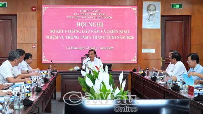 Đồng chí Huỳnh Quốc Việt, Phó Bí thư Thường trực Tỉnh ủy, Trưởng Ban Chỉ đạo, yêu cầu các sở, ngành, địa phương tiếp tục bám sát các mục tiêu, nhiệm vụ của Nghị quyết số 71.