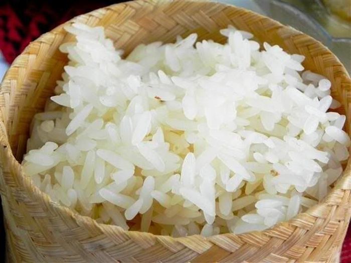 Gạo nếp tuy ăn mềm dẻo nhưng không dễ tiêu. Ảnh minh họa