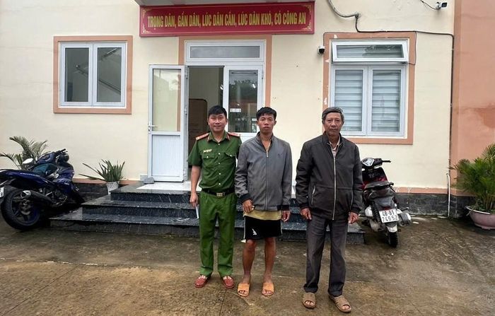 Một đêm không ngủ của lực lượng Công an đổi lại là niềm vui đoàn tụ của một gia đình.