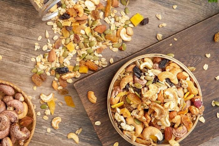 Ngũ cốc nguyên hạt là thực phẩm được khuyến khích trong chế độ ăn lành mạnh, nhưng không phải sản phẩm ngũ cốc nào trên thị trường cũng giống nhau. Ảnh minh họa