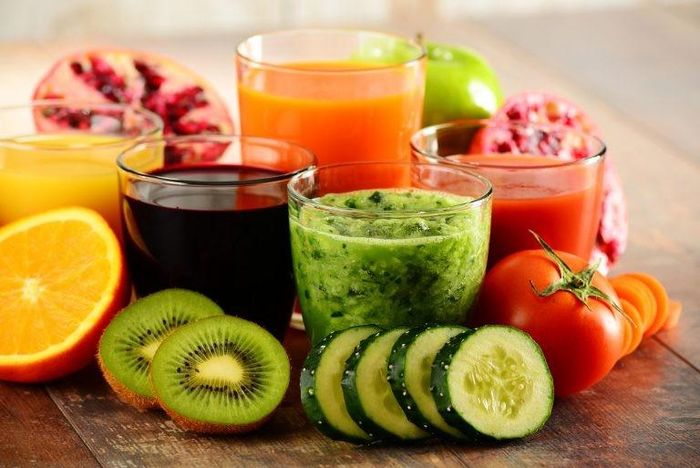 Một ly nước ép vào buổi sáng mang lại cảm giác tươi mát và cung cấp vitamin. Ảnh minh họa