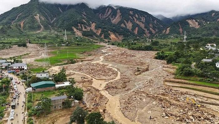 Mưa lũ ở 4 tỉnh Tây Bắc gây thiệt hại hơn 255 tỷ đồng, 17 người thương vong.