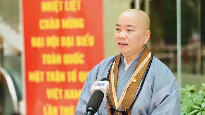 Ni sư Thích Tâm Trí tham dự tham dự Đại hội đại biểu toàn quốc Mặt trận Tổ quốc Việt Nam lần thứ XI.