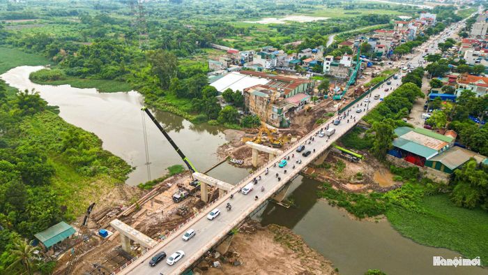 Theo kế hoạch, cầu Mai Lĩnh mới sẽ hoàn thành và đưa vào khai thác trong năm 2027. Khi đó, cùng với việc mở rộng Quốc lộ 6 đoạn Ba La - Xuân Mai, công trình được kỳ vọng sẽ tăng năng lực thông hành, giảm áp lực cho cầu Mai Lĩnh hiện hữu và từng bước giải quyết tình trạng ùn tắc kéo dài tại cửa ngõ phía Tây Hà Nội.
