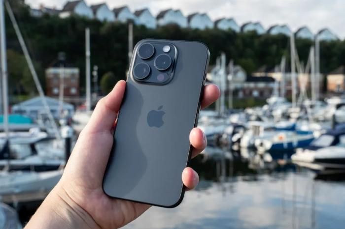 iPhone 15 Pro
